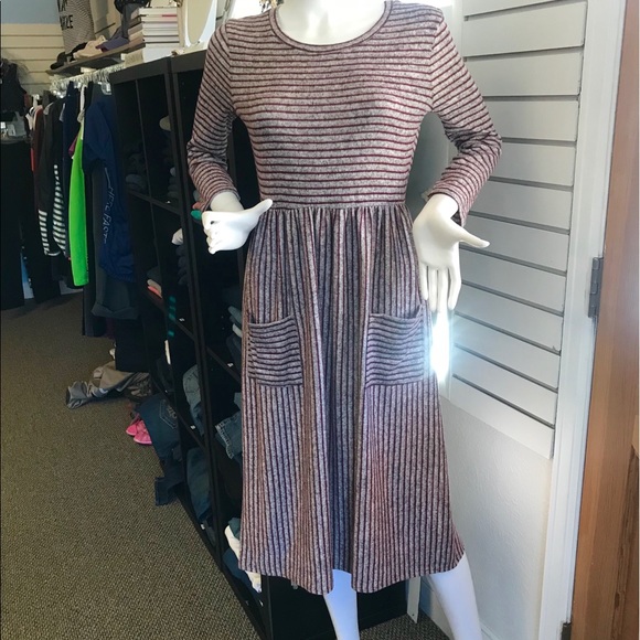 Striped Midi Sweater Dress - Picture 5 of 7
